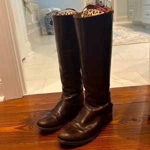 Woman’s Frye boots